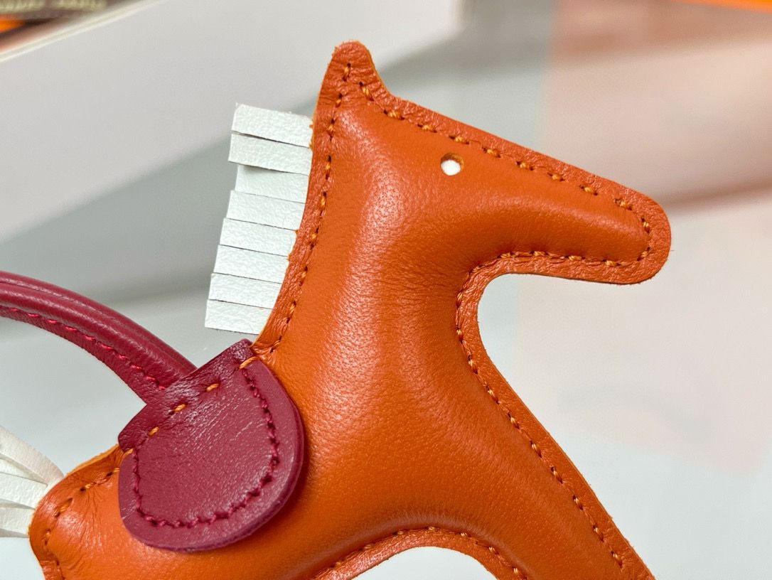 Hermes Rodeo PM Bag Charm in Orange/Craie/Red Lambskin - Image 4