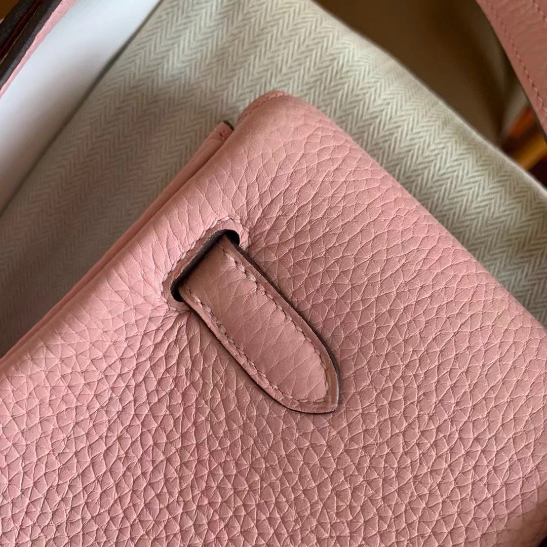 Hermes Kelly Ado Backpack in Rose Sakura Clemence Leather - Image 4