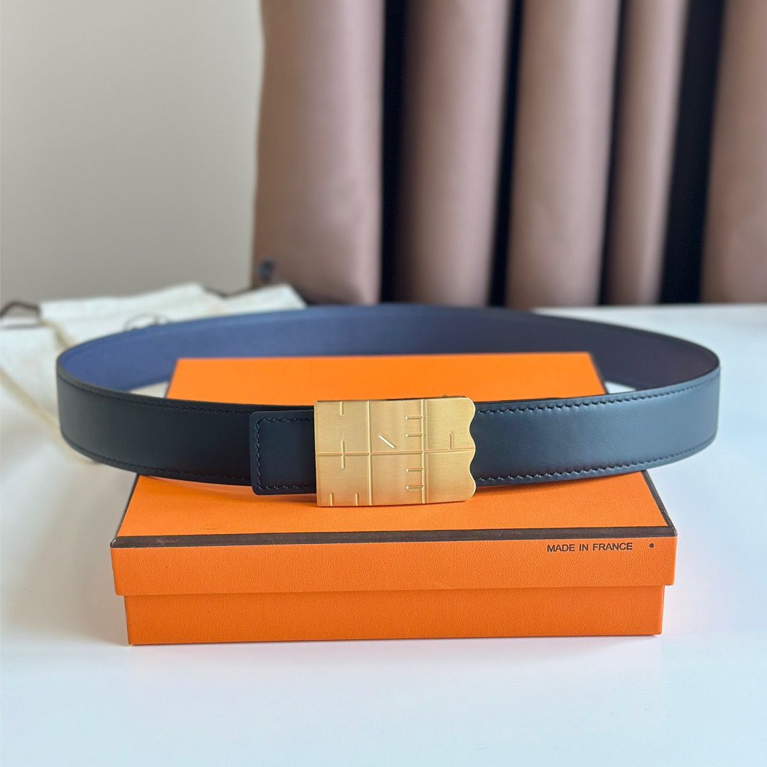 Hermes Typo Reversible Belt 32MM in Blue Epsom Calfskin - Image 7