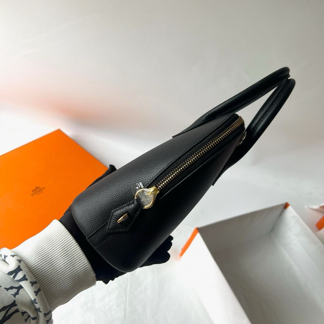 Hermes Bolide 1923 25 Handmade Bag in Black Epsom Calfskin - Image 5