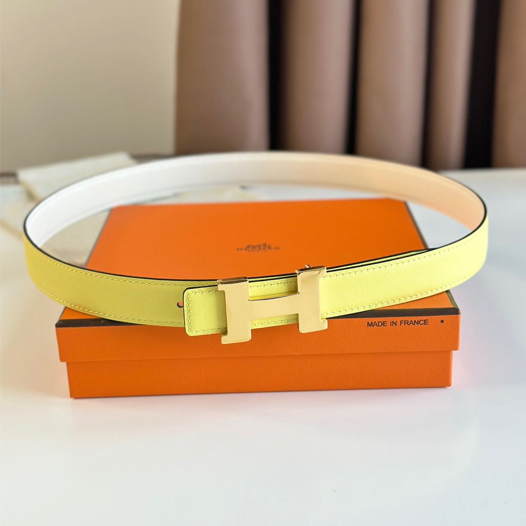 Hermes Mini Constance 24mm Belt in White Epsom Leather and Yellow Swift Leather - Image 4