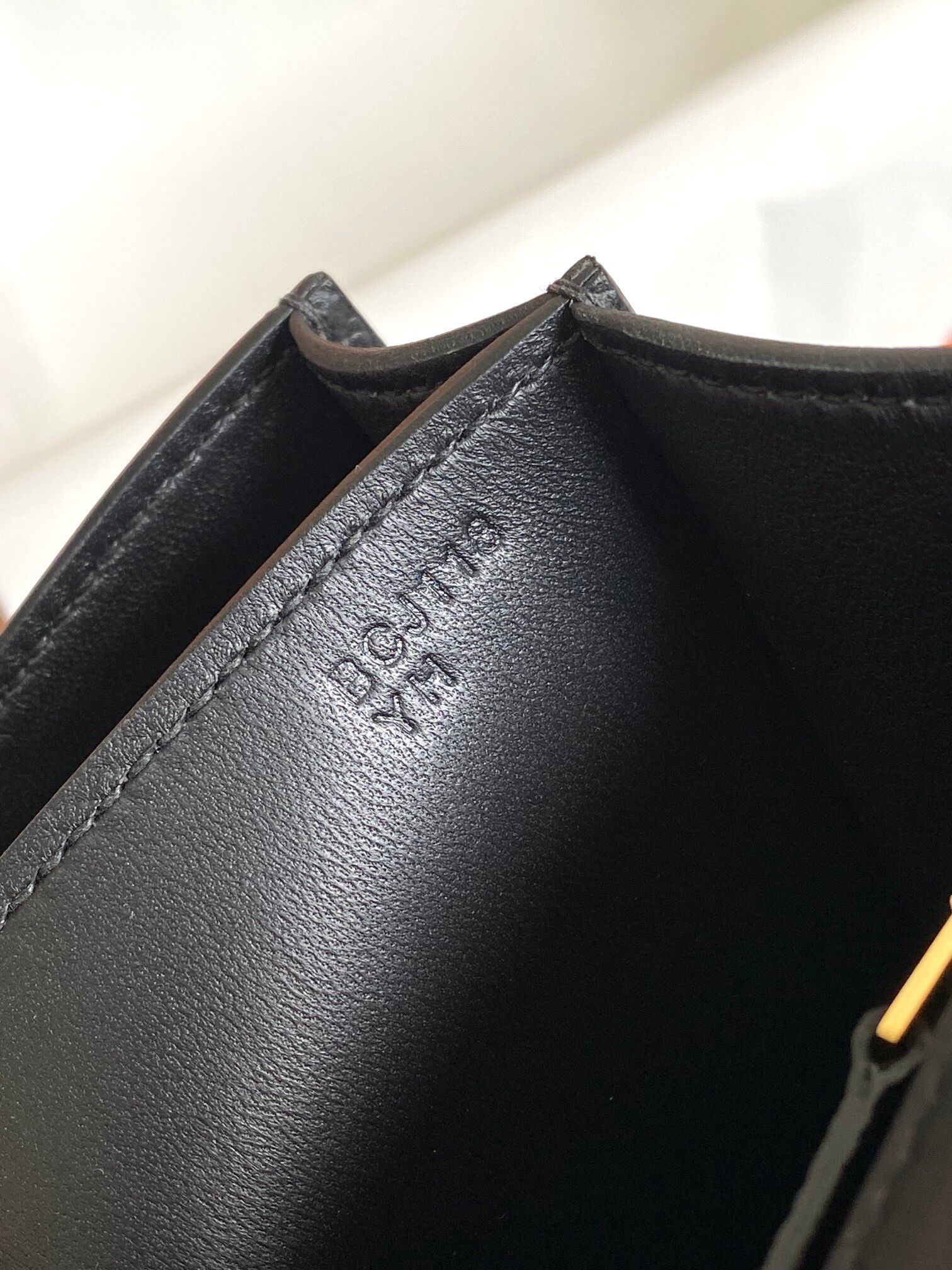 Hermes Black Constance MM 24cm Epsom Leather Bag - Image 10