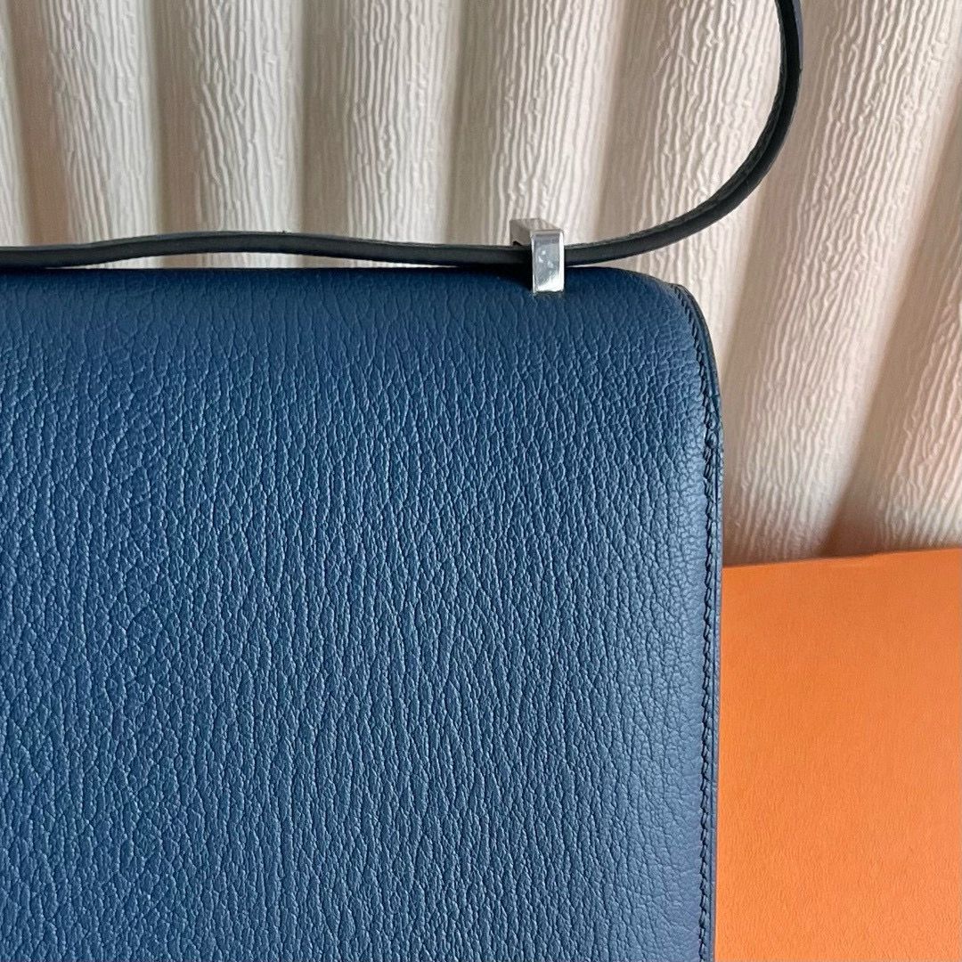 Hermes Constance 18 Handmade Bag in Bright Blue Chevre Mysore Leather - Image 6