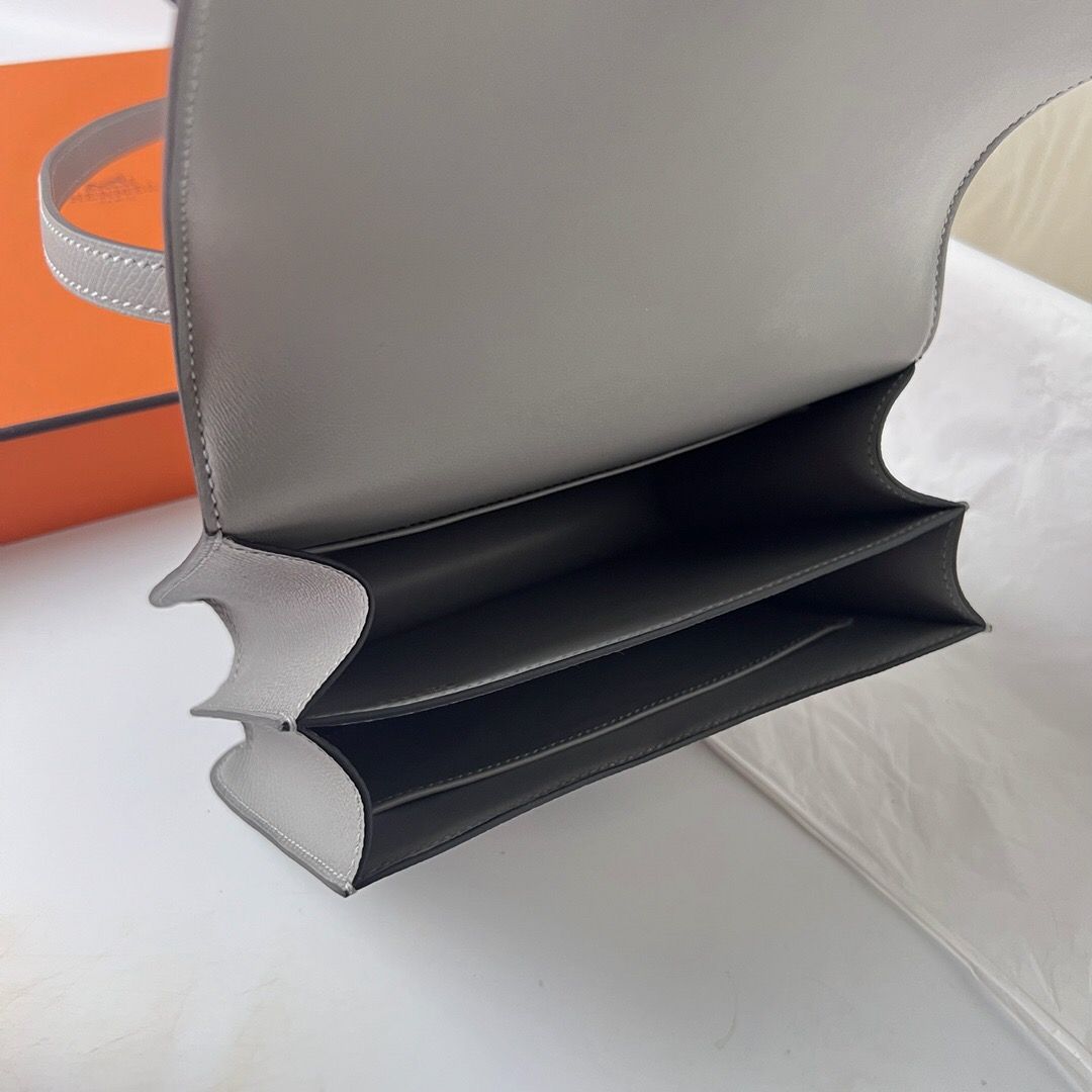 Hermes Constance 18 Handmade Bag in Gris Mouette Epsom Calfskin - Image 8