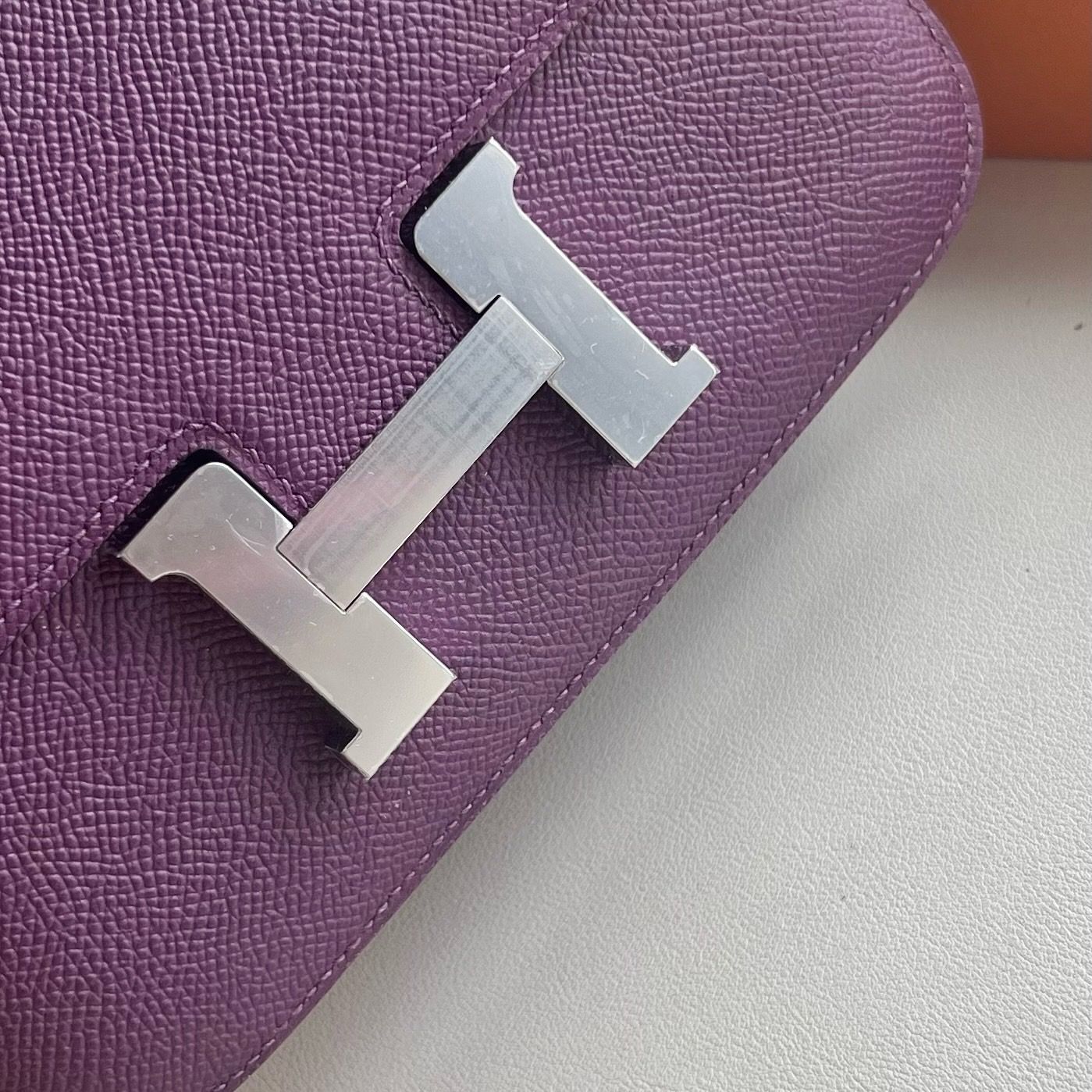Hermes Constance 18 Handmade Bag in Raisin Epsom Calfskin - Image 3