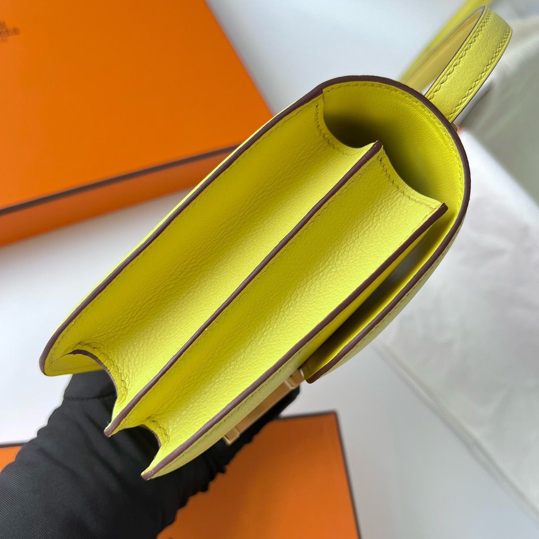Hermes Constance 18 Handmade Bag In Lime Evercolor Calfskin - Image 9