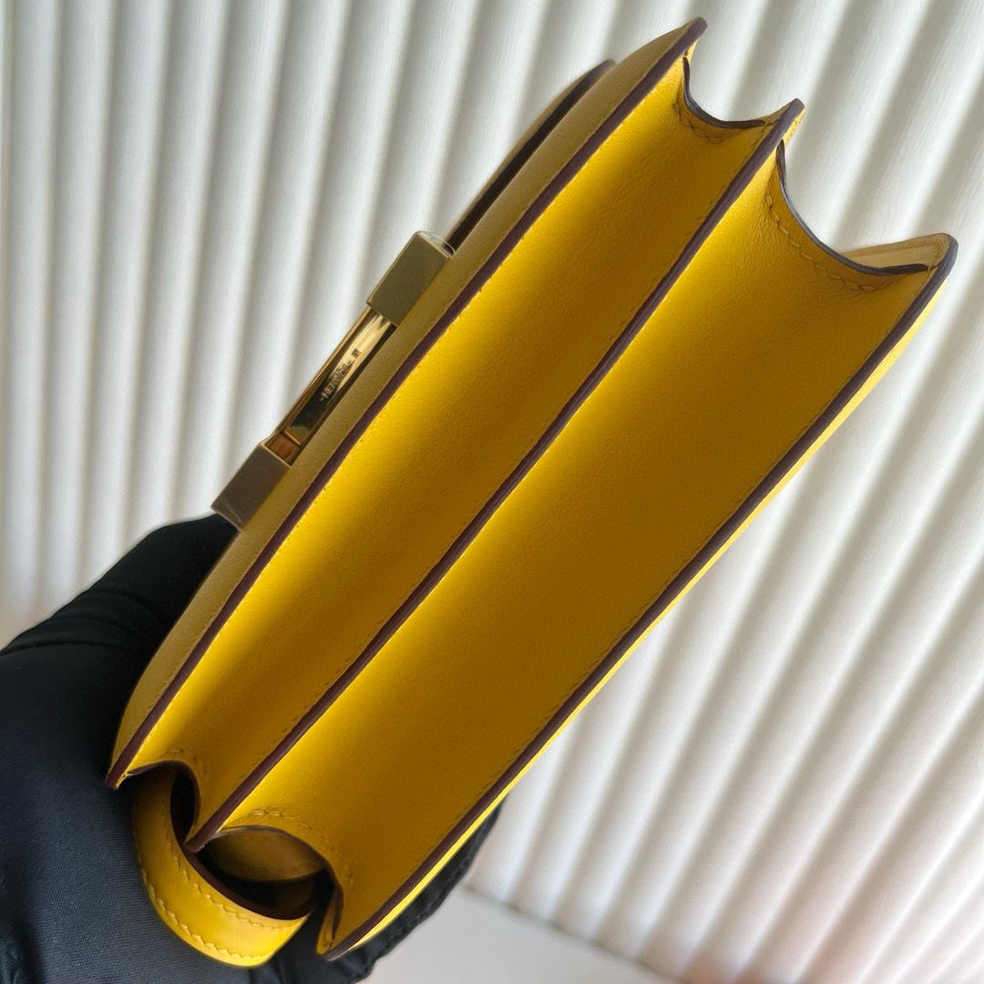 Hermes Constance 18 Handmade Bag in Jaune Ambre Swift Calfskin - Image 4
