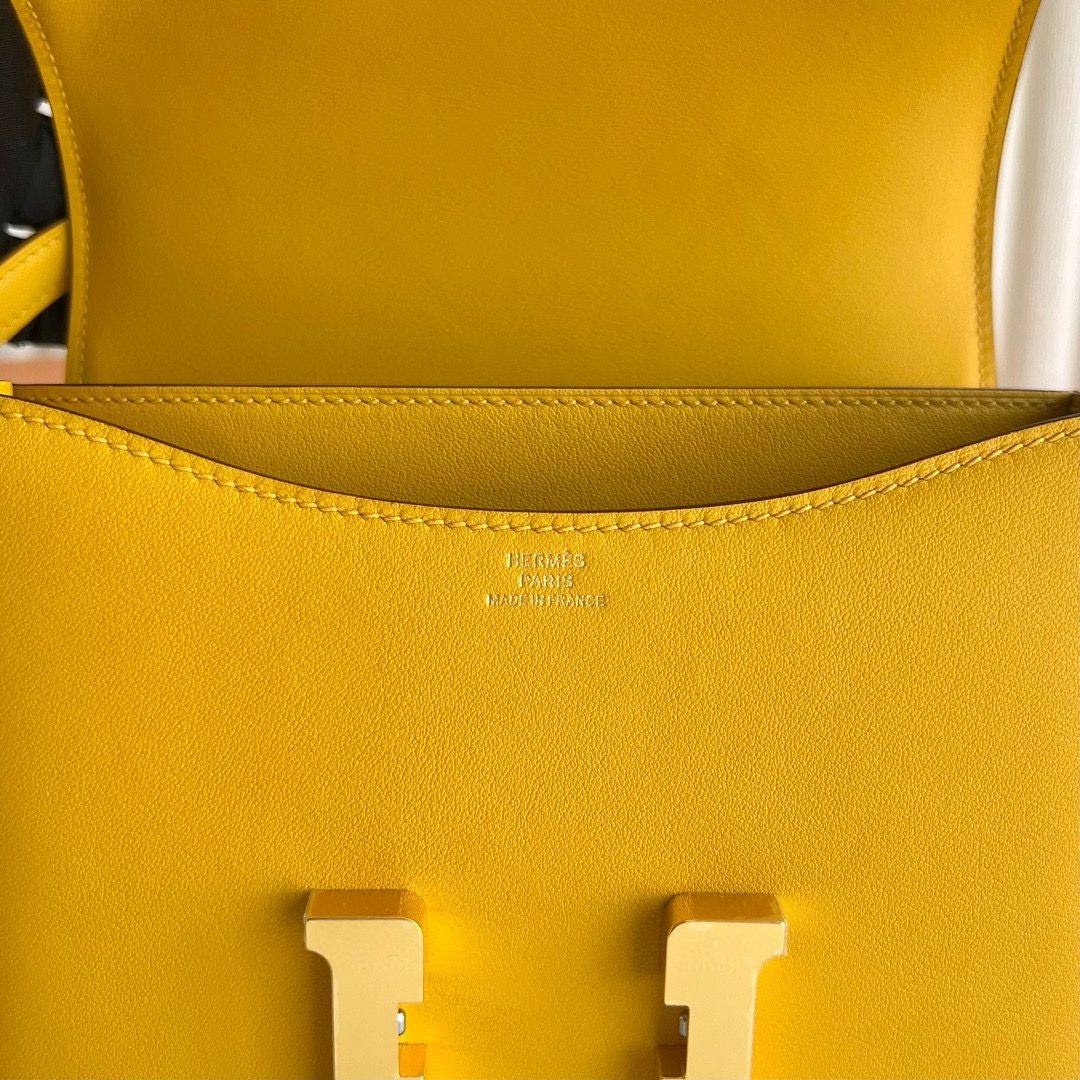 Hermes Constance 18 Handmade Bag in Jaune Ambre Swift Calfskin - Image 8