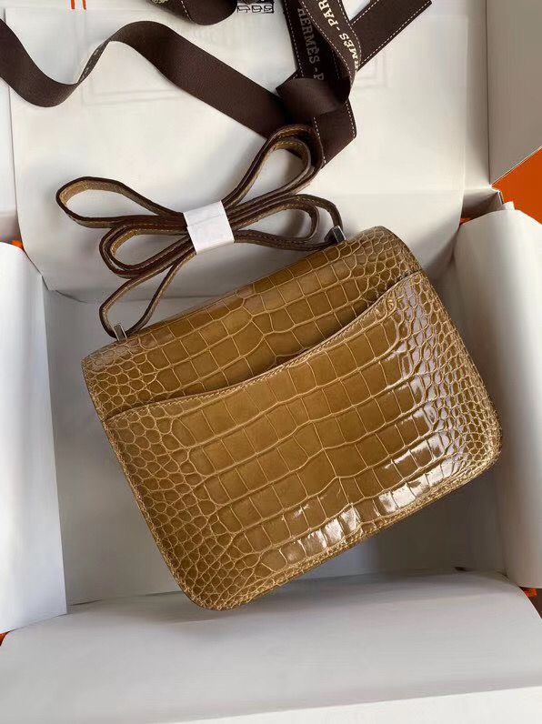 Hermes Constance 24 Handmade Bag In Light Brown Alligator Crocodile Skin - Image 3