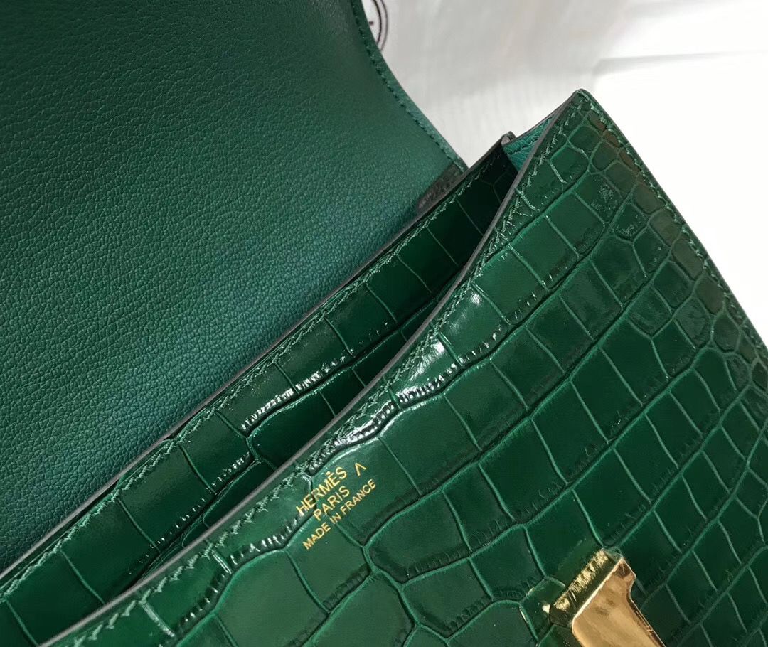 Hermes Constance 24cm Bag In Green Embossed Crocodile - Image 8