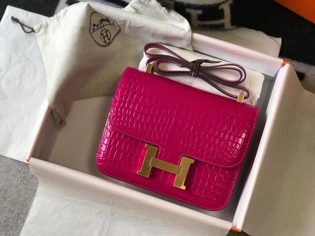 Hermes Constance 24cm Bag In Rose Red Embossed Crocodile - Image 4