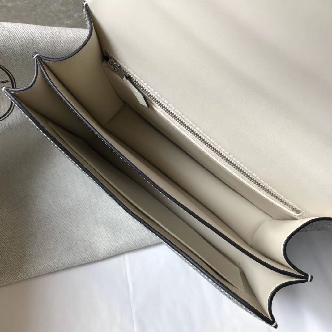 Hermes Constance 24cm Bag In Ombre Embossed Natural Lizard - Image 9