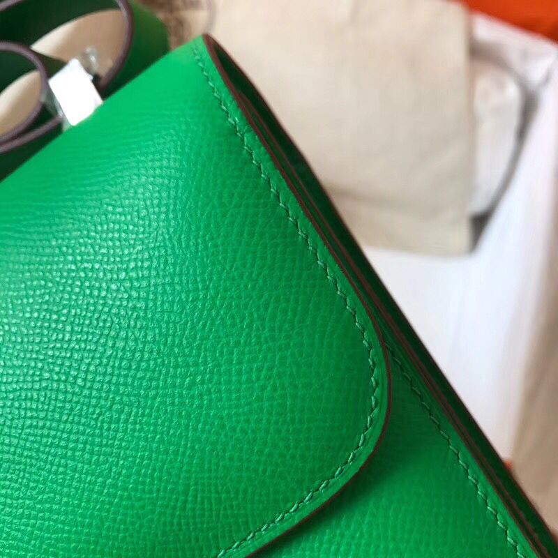 Hermes Constance 24 Handmade Bag In Bambou Epsom Leather - Image 4