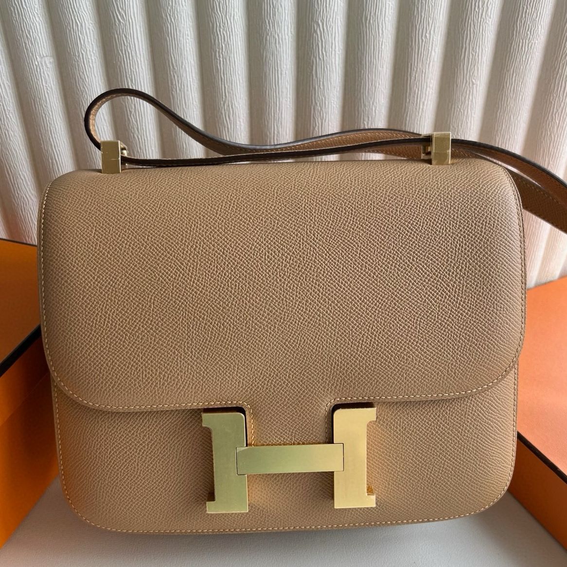Hermes Constance 24 Handmade Bag in Chai Epsom Calfskin