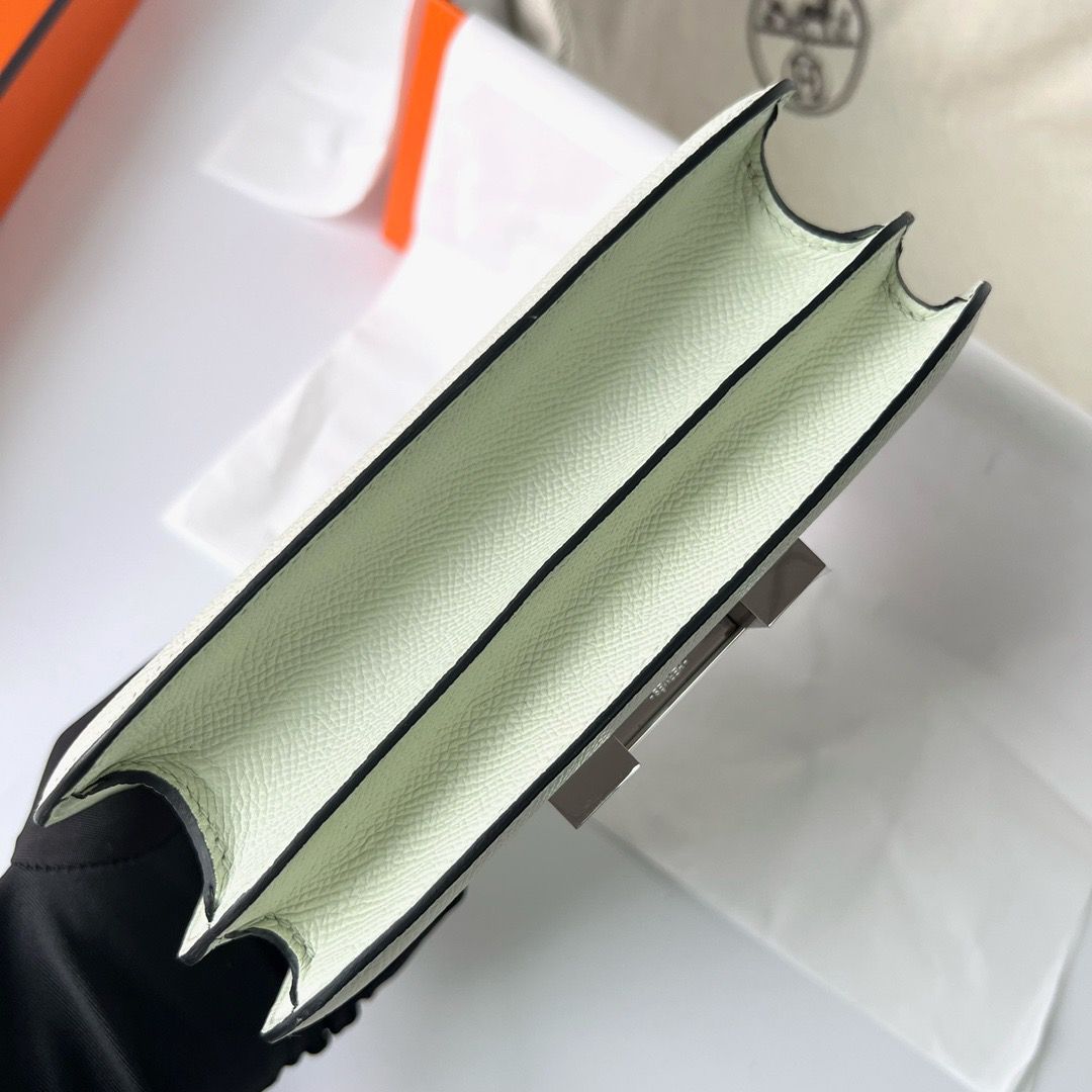 Hermes Constance 24 Handmade Bag In Vert Fizz Epsom Calfskin - Image 8