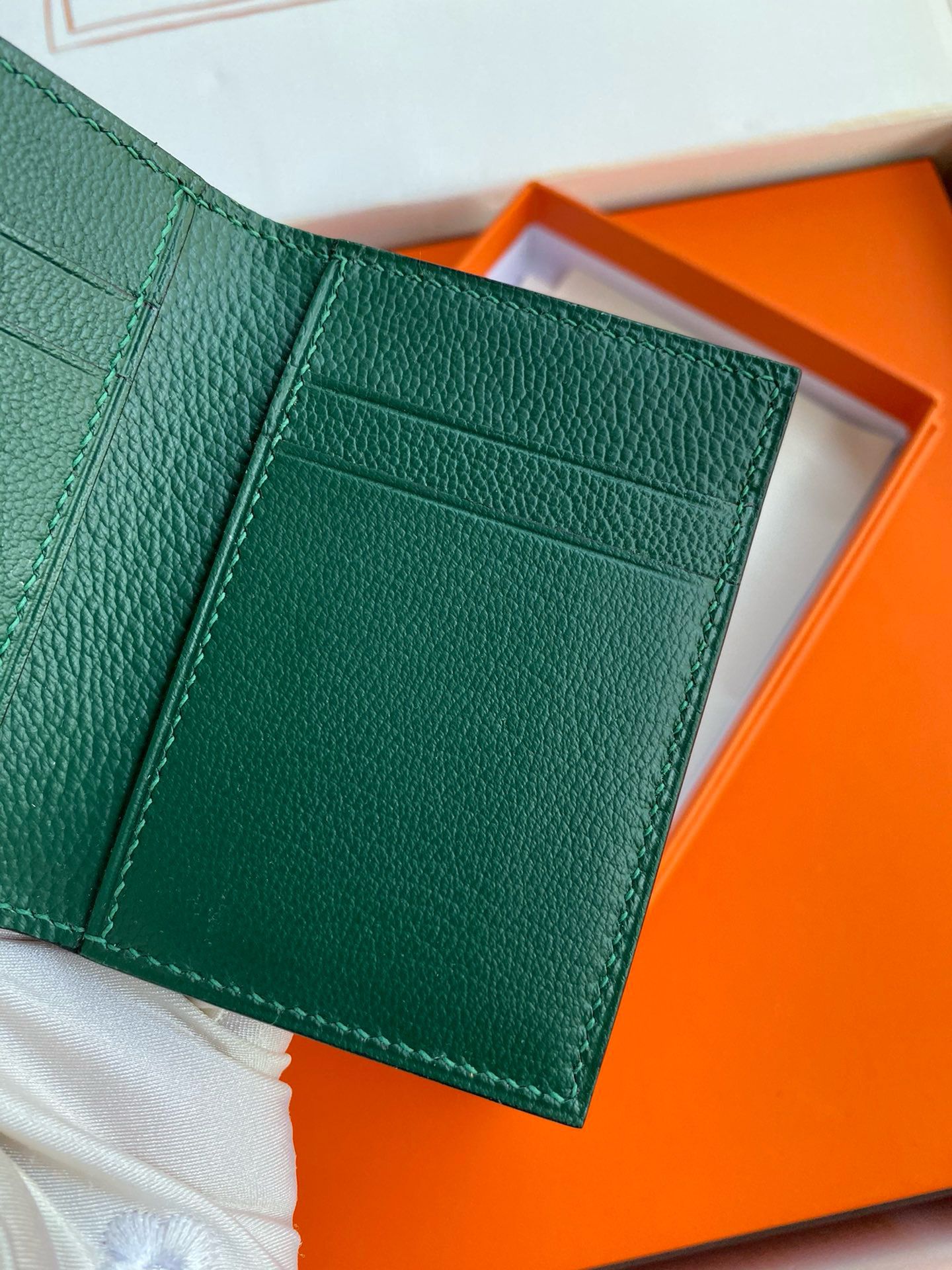 Hermes MC² Euclide Card Holder in Vert Fonce Shiny Alligator Leather - Image 5