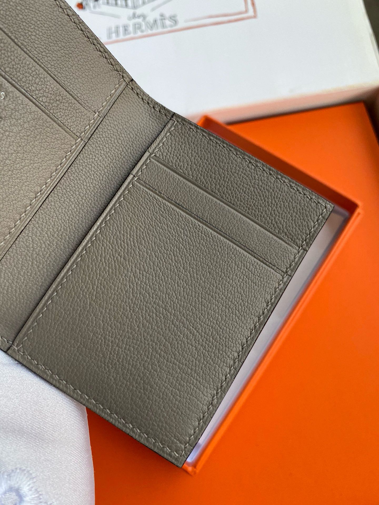 Hermes MC² Euclide Card Holder in Himalaya Niloticus Crocodile Skin - Image 5