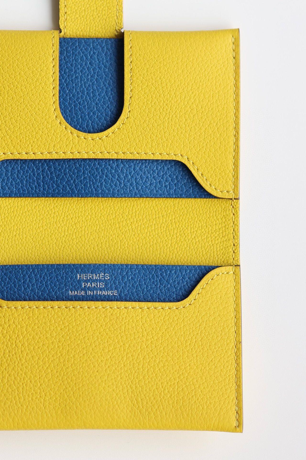 Hermes R.M.S Verso Card Holder in Jaune de Naples Evergrain Calfskin - Image 7