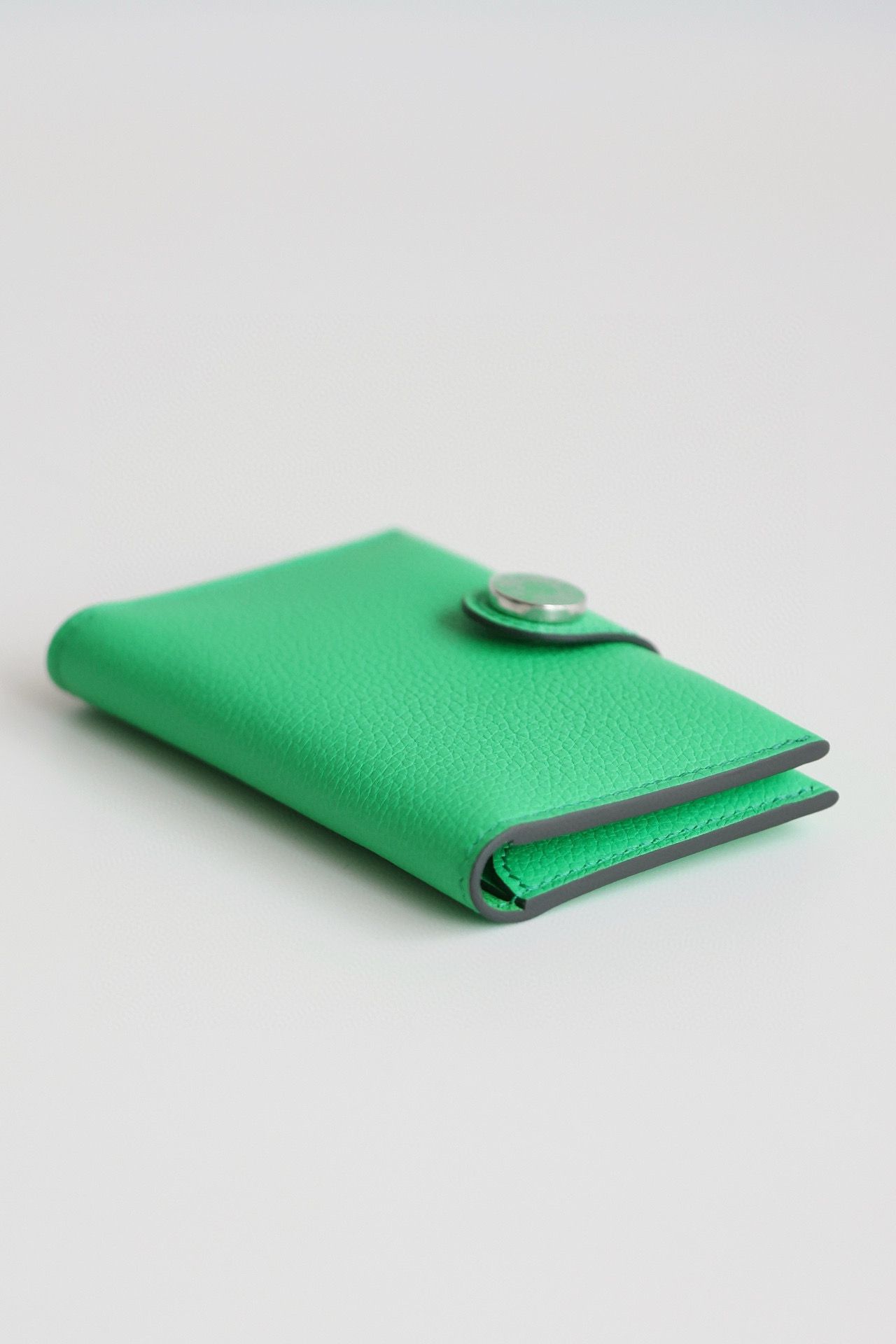 Hermes R.M.S Card Holder in Vert Comics Evergrain Calfskin - Image 9