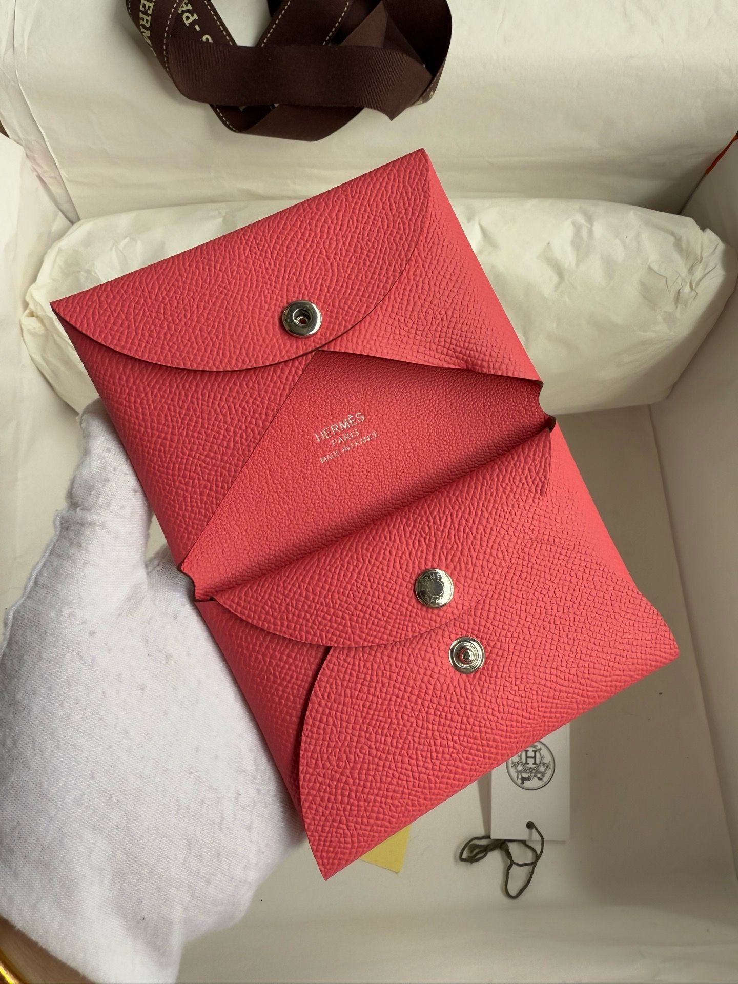 Hermes Calvi Duo Card Holder in Rose Lipstick Epsom Calfskin - Image 3