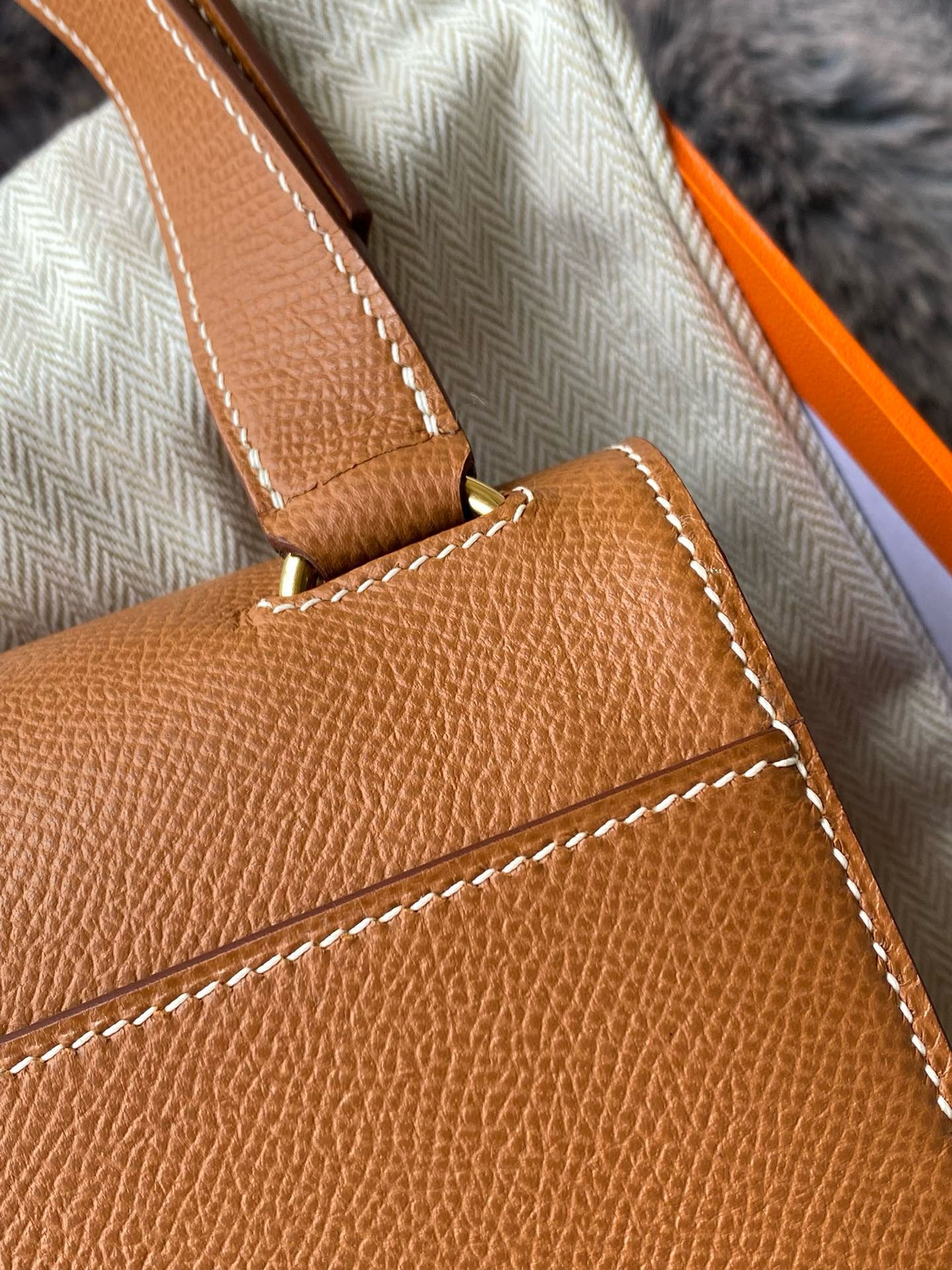 Hermes Della Cavalleria II Mini Bag in Gold Epsom Calfskin - Image 7