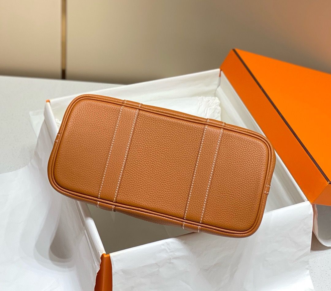 Hermes Garden Party 30cm Bag in Toile and Gold Leather - Image 7