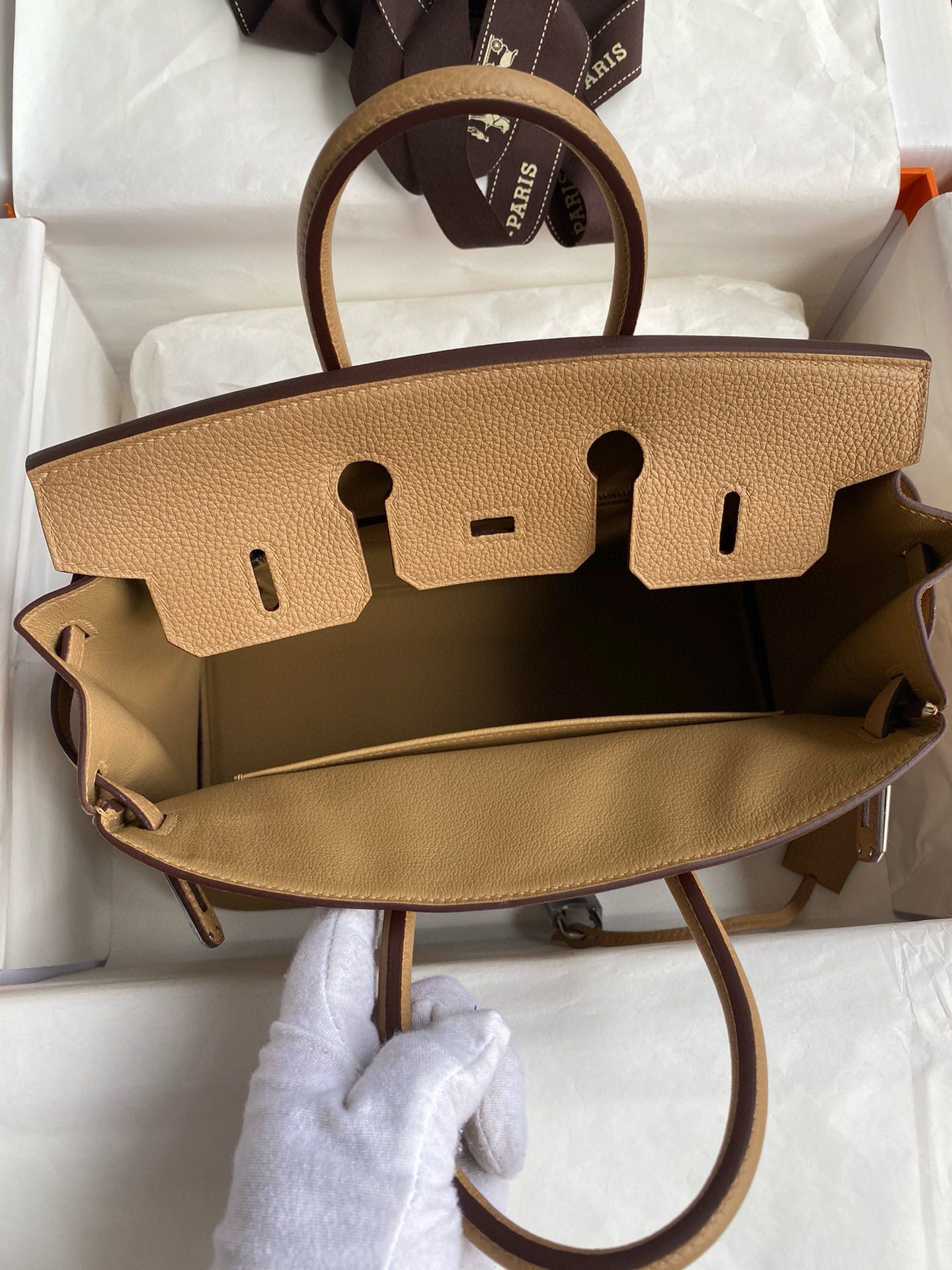 Hermes Birkin 25 Retourne Handmade Bag in Chai Clemence Leather - Image 8