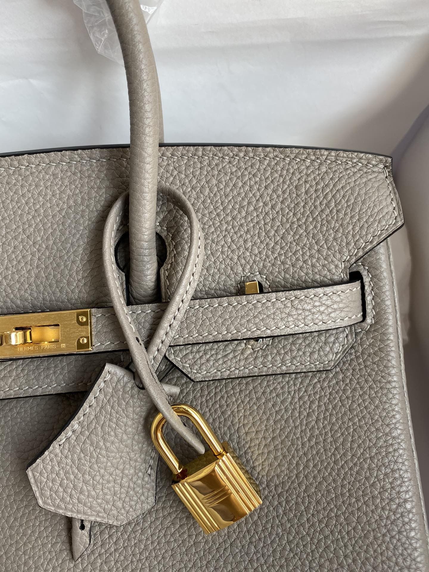 Hermes Birkin 25 Retourne Handmade Bag in Gris Asphalt Clemence Leather - Image 4