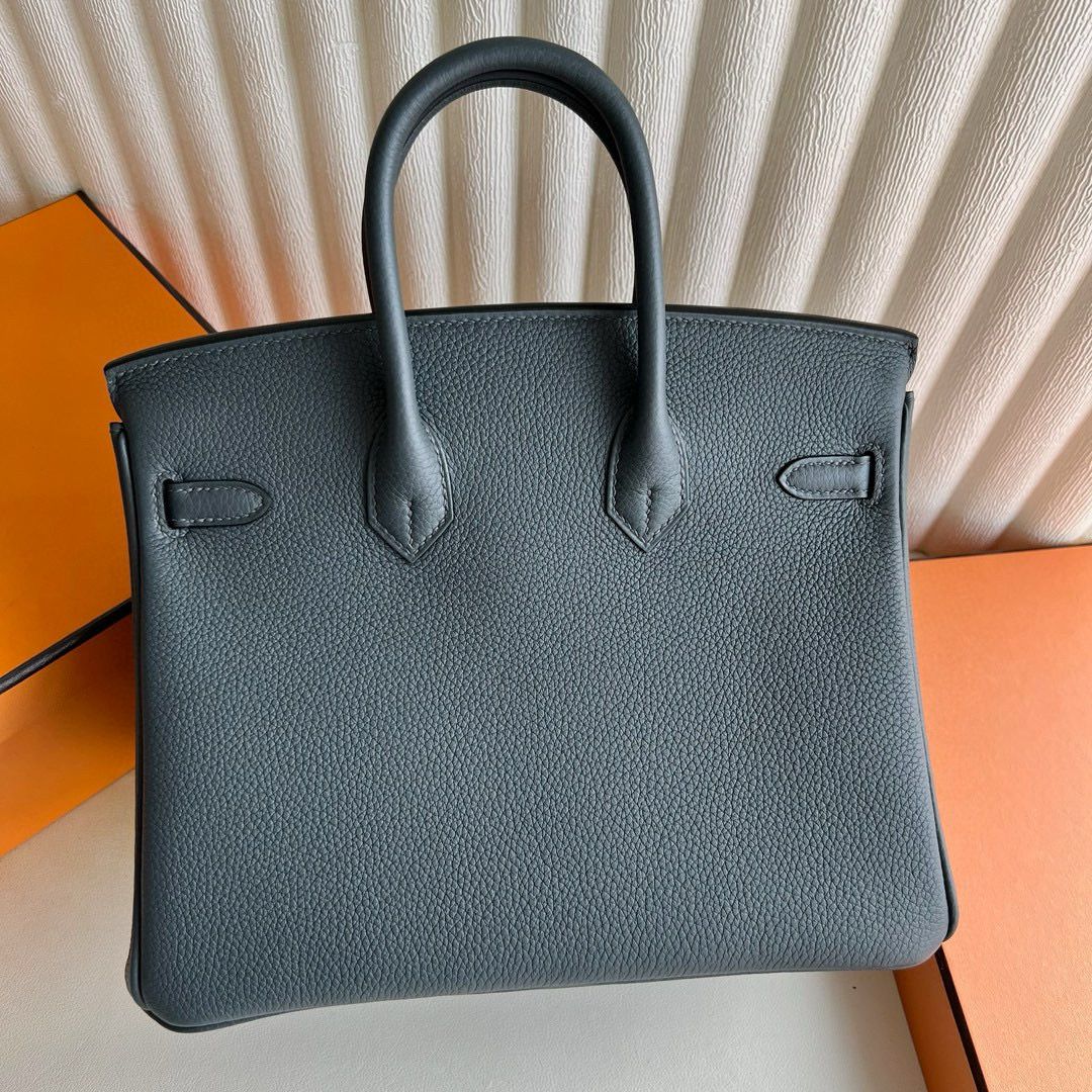 Hermes Birkin 25 Retourne Handmade Bag in Gris Misty Clemence Leather - Image 9