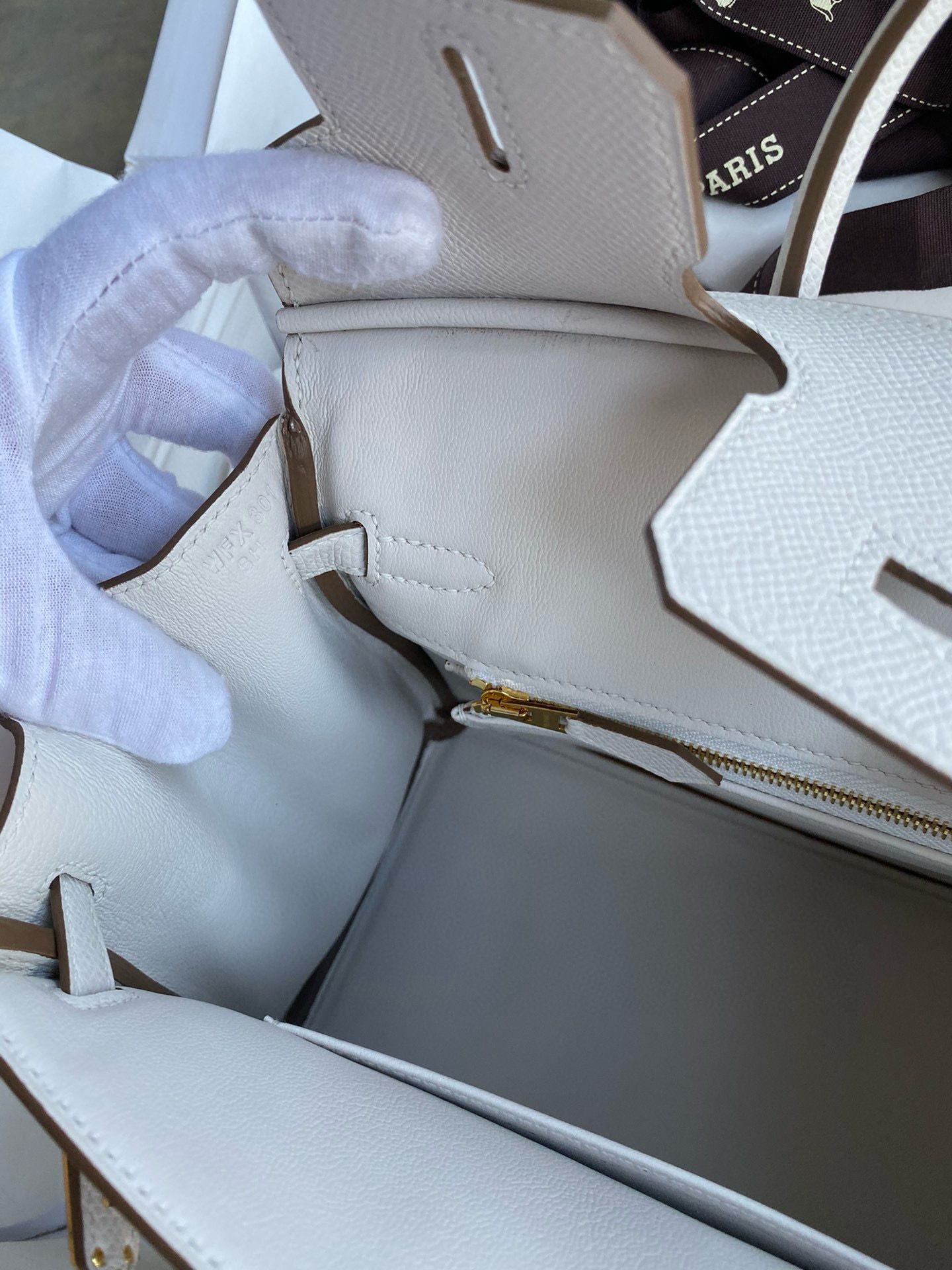 Hermes Birkin 25 Retourne Handmade Bag In Gris Pale Epsom Calfskin - Image 10