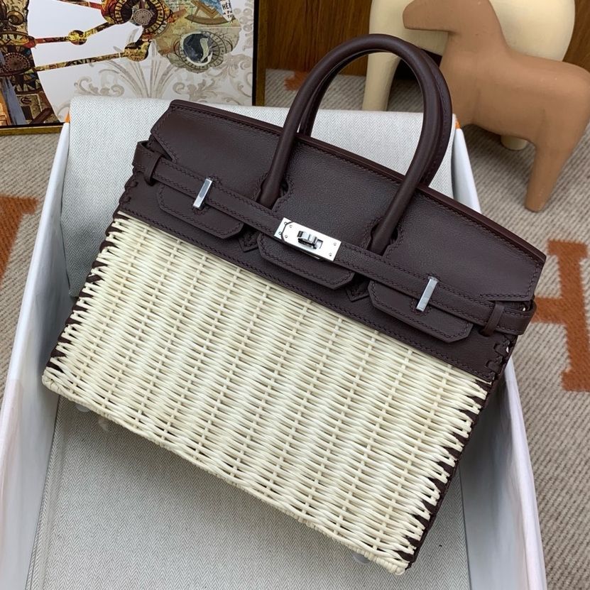 Hermes Picnic Birkin 25 Bag in Wicker with Rouge Sellier Swift Calfskin - Image 3