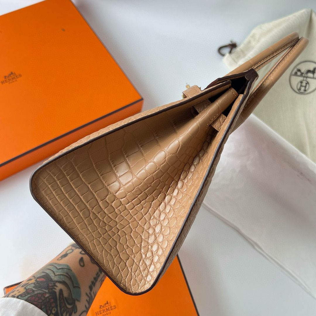 Hermes Birkin 25 Sellier Handmade Bag in Chai Matte Alligator Leather - Image 5