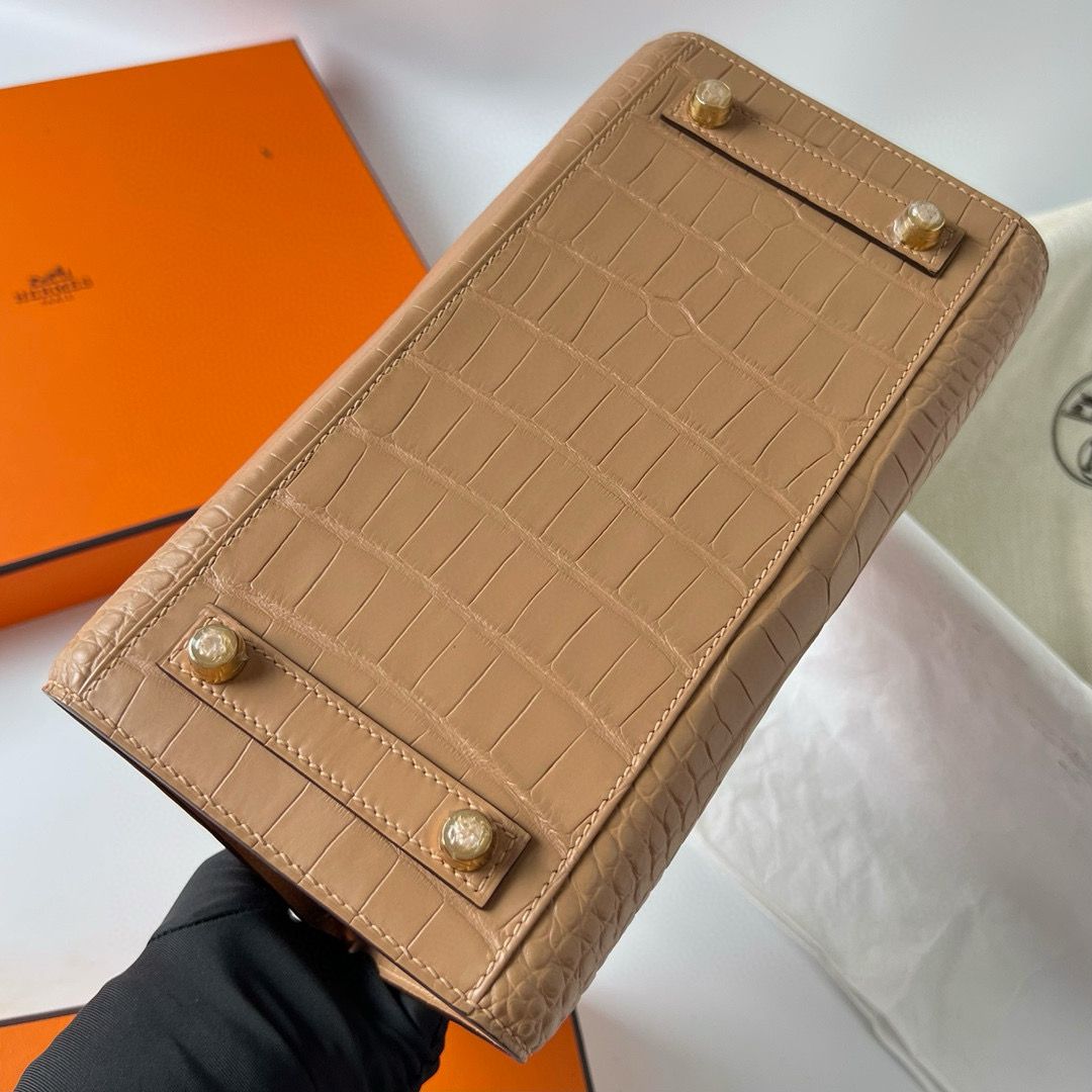 Hermes Birkin 25 Sellier Handmade Bag in Chai Matte Alligator Leather - Image 8