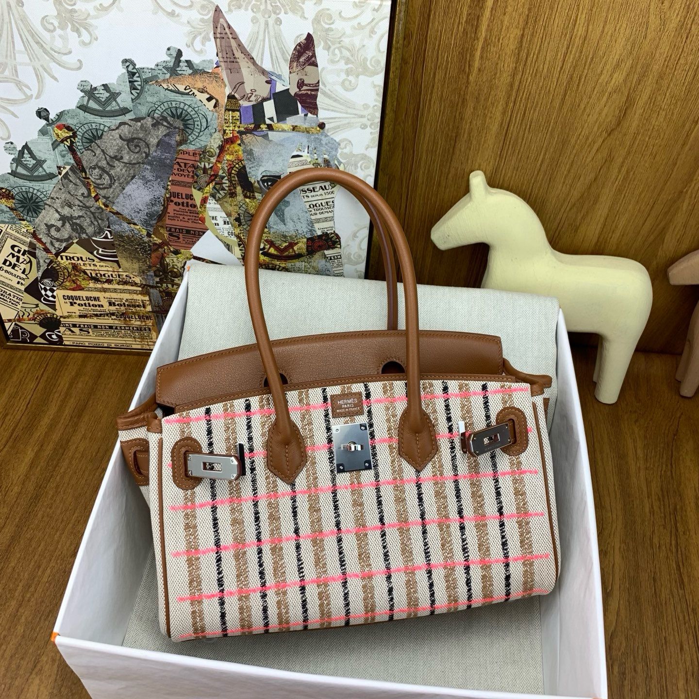 Hermes Shoulder Birkin Light 29 Bag in Toile and Gold Swift Calfskin - Image 4