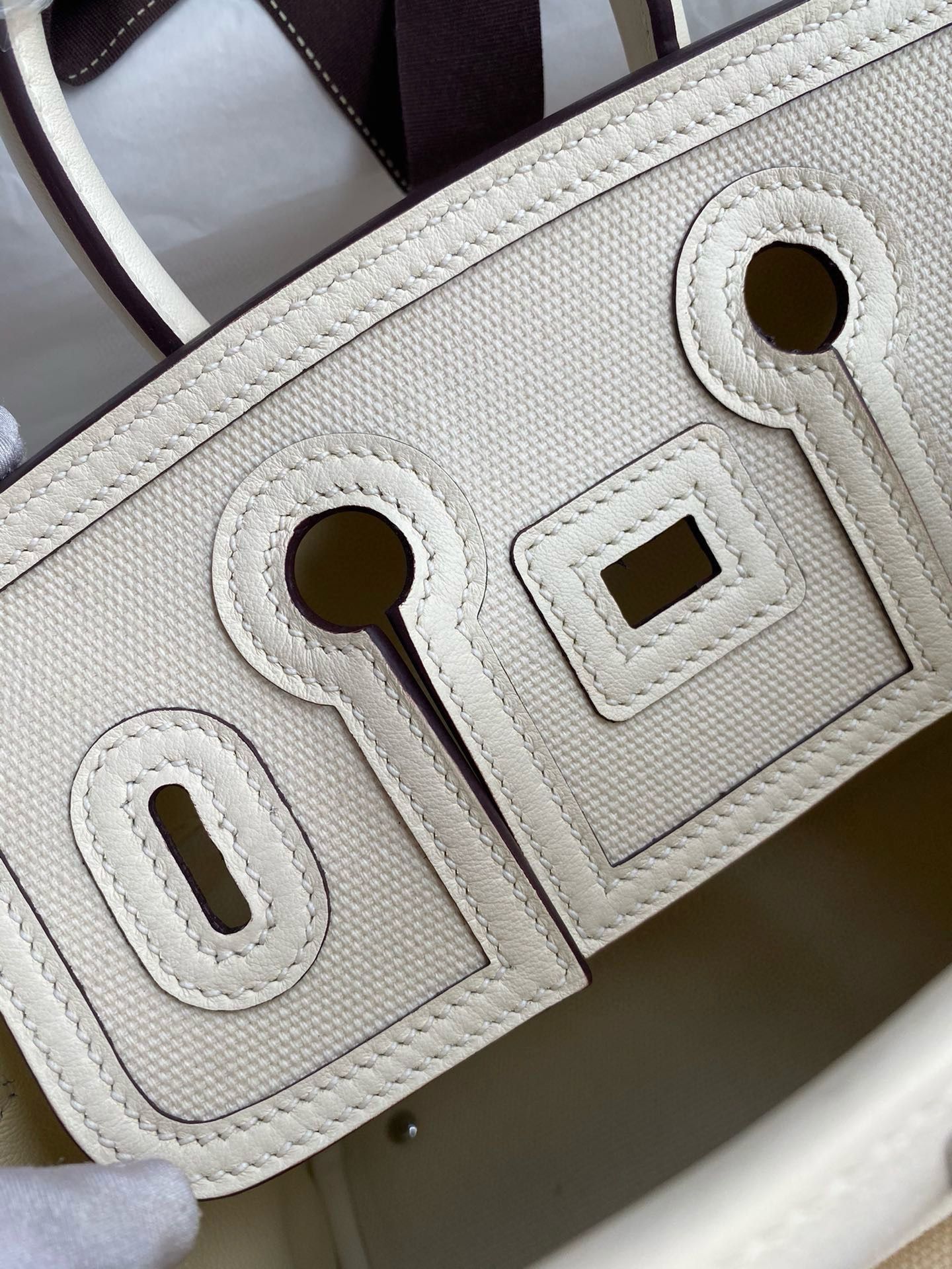 Hermes Birkin Cargo 25 Bag in Craie Toile and Swift Leather - Image 5