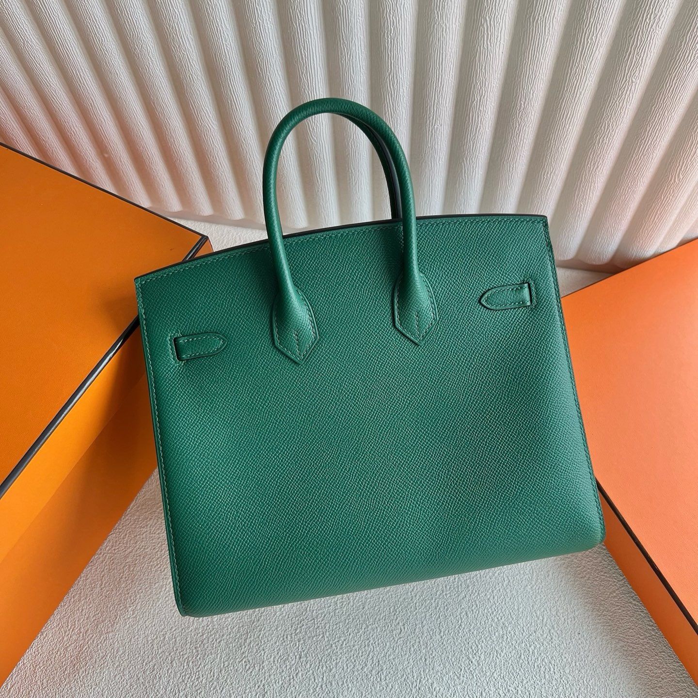 Hermes Birkin 25 Sellier Handmade Bag in Vert Moyen Epsom Calfskin - Image 5