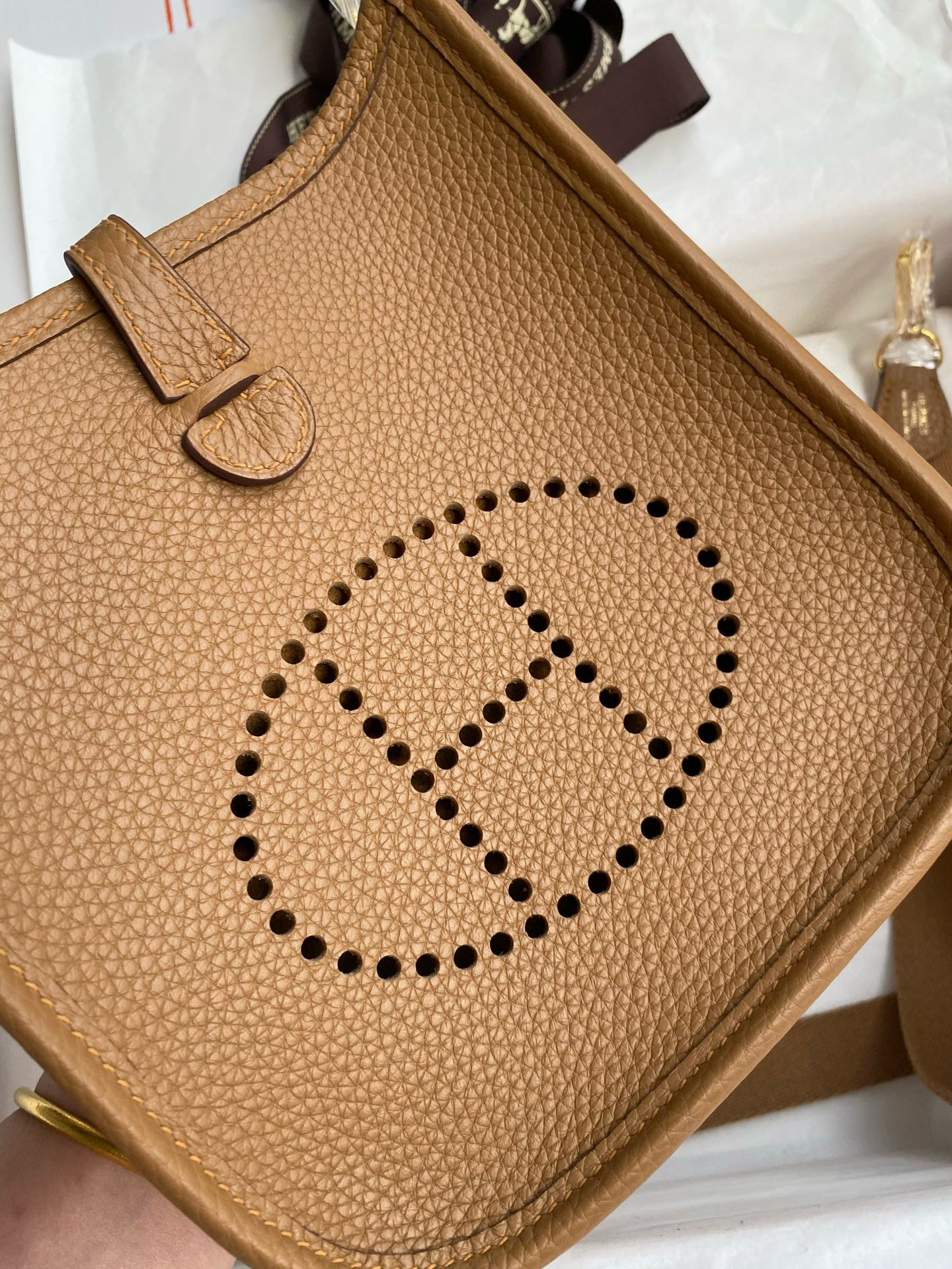 Hermes Evelyne Mini Handmade Bag in Biscuit Clemence Leather - Image 6