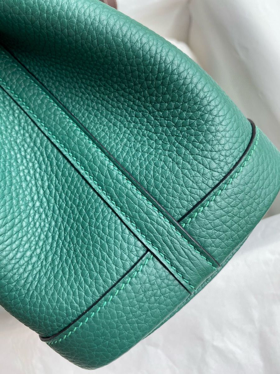 Hermes Garden Party 30 Handmade Bag in Malachite Clemence Leather - Image 6