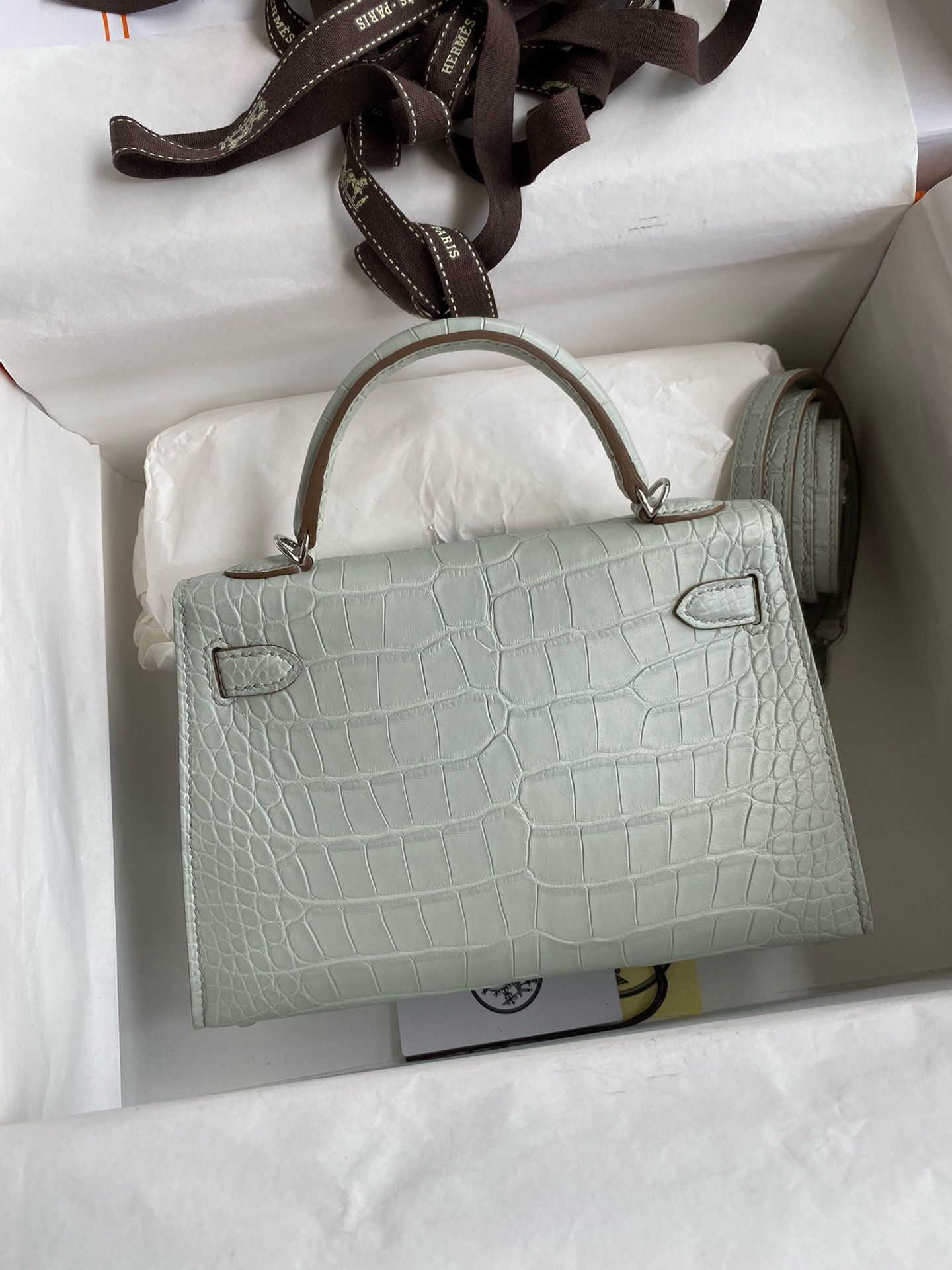 Hermes Kelly Mini II Sellier Handmade Bag In Gris Neve Matte Alligator Leather - Image 3