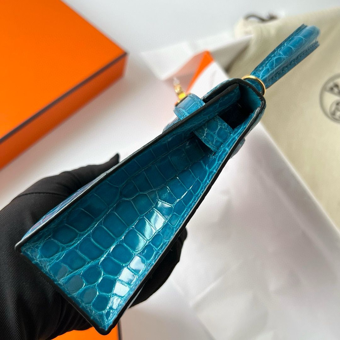Hermes Kelly Mini II Sellier Handmade Bag in Blue Izmir Shiny Alligator Leather - Image 6