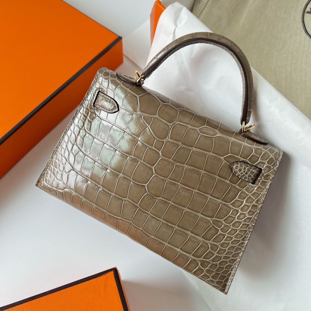 Hermes Kelly Mini II Sellier Handmade Bag in Taupe Shiny Alligator Leather - Image 4