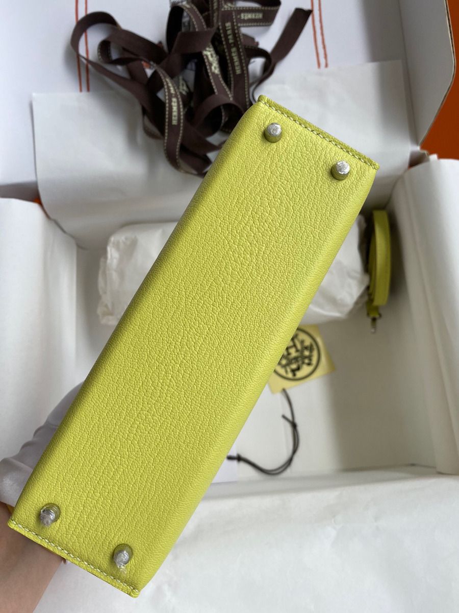 Hermes Kelly Mini II Sellier Handmade Bag In Jaune Bourgeon Chevre Mysore Leather - Image 6