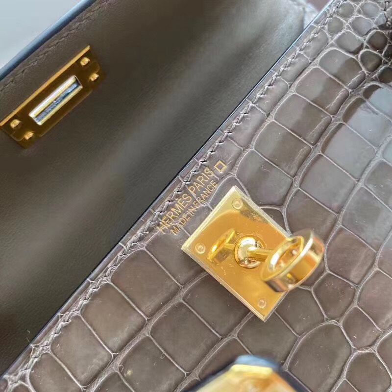 Hermes Kelly Mini II Handmade Bag In Taupe Alligator Crocodile - Image 10