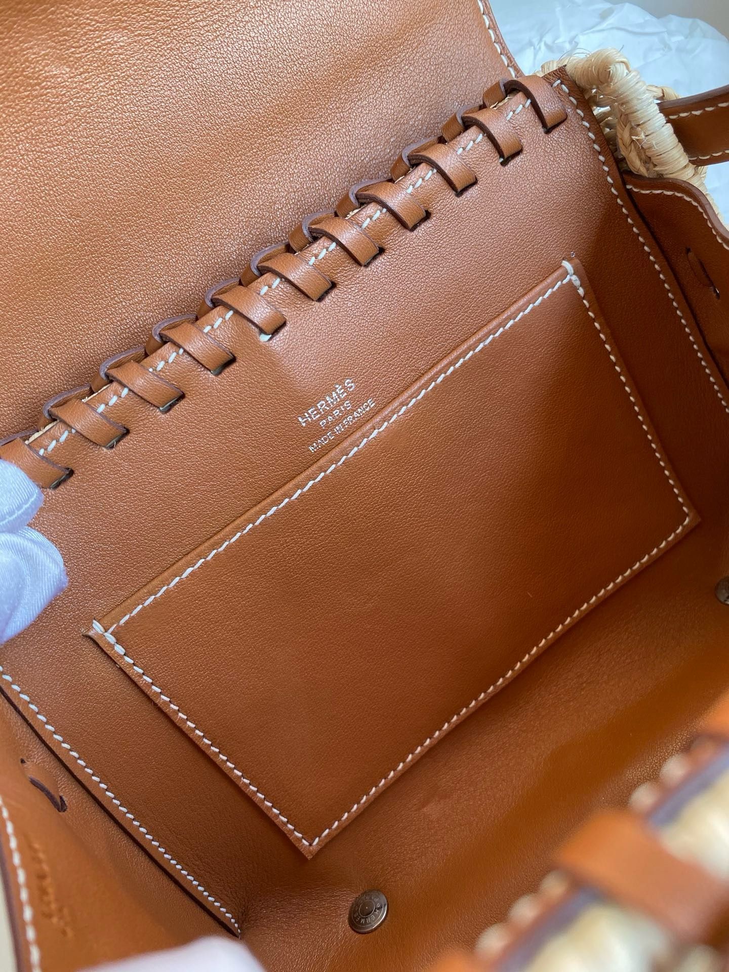 Hermes Picnic Kelly Mini 20 Bag in Wicker and Gold Calfskin - Image 10