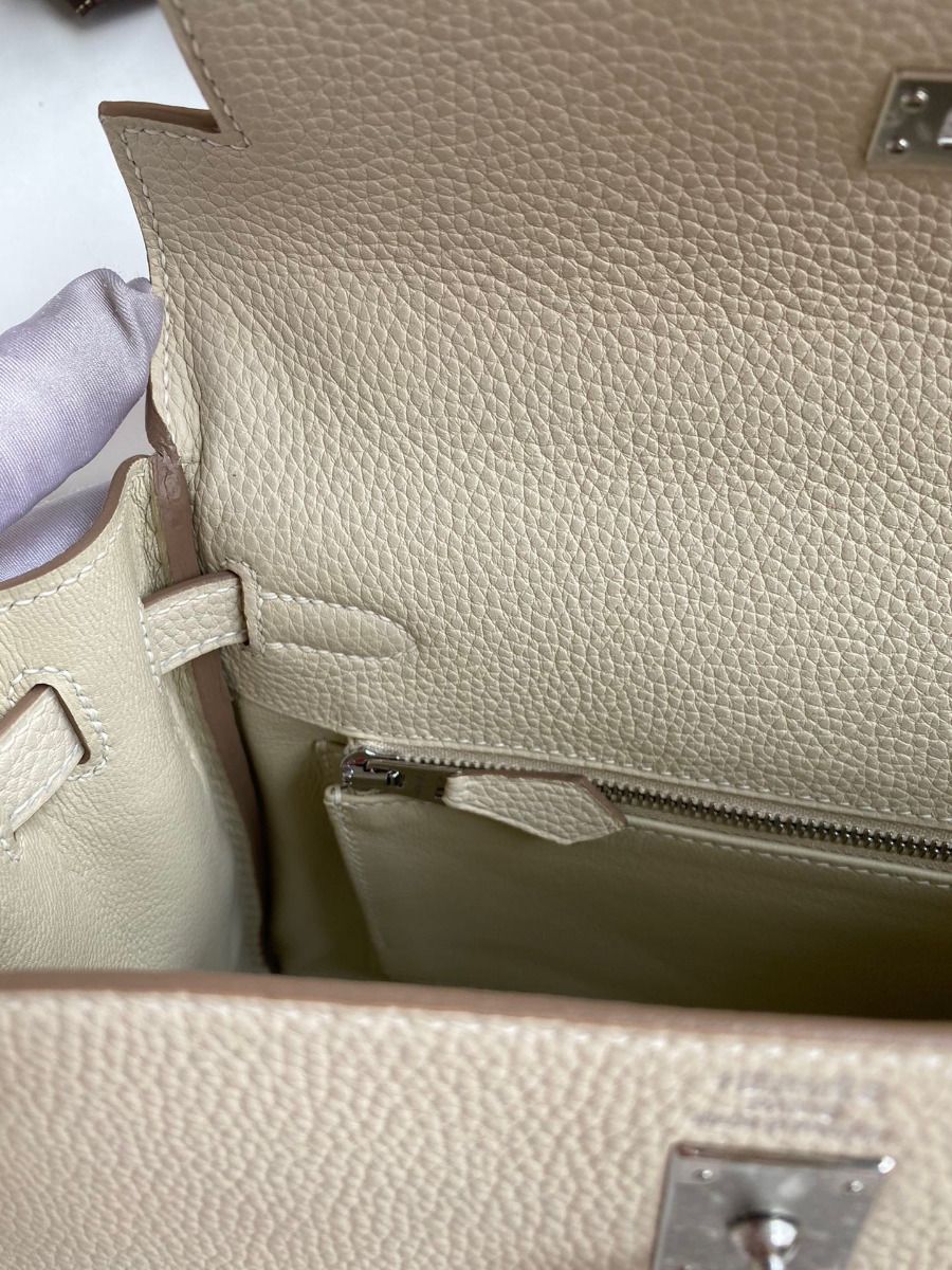 Hermes Kelly Retourne 25 Handmade Bag In Craie Clemence Leather - Image 9