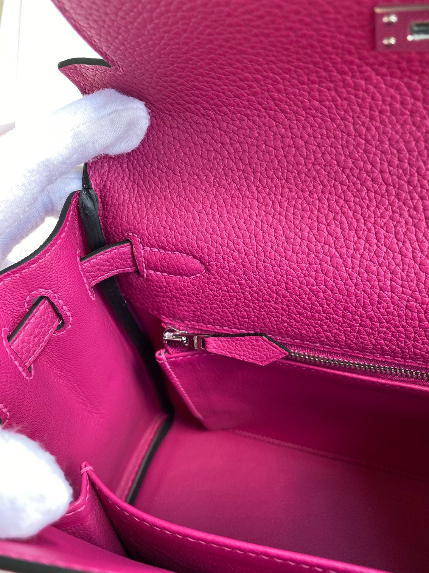 Hermes Kelly Retourne 25 Handmade Bag In Rose Purple Clemence Leather - Image 10
