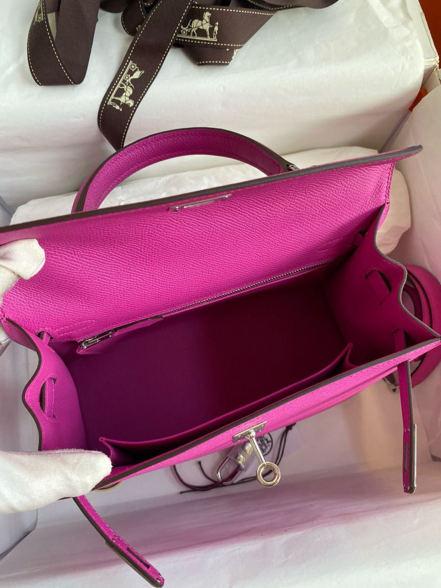 Hermes Kelly Sellier 25 Handmade Bag In Magnolia Epsom Calfskin - Image 9