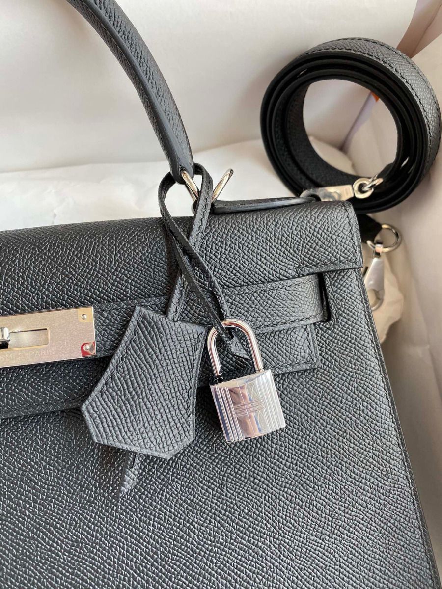 Hermes Kelly Sellier 28 Handmade Bag In Black Epsom Calfskin - Image 4
