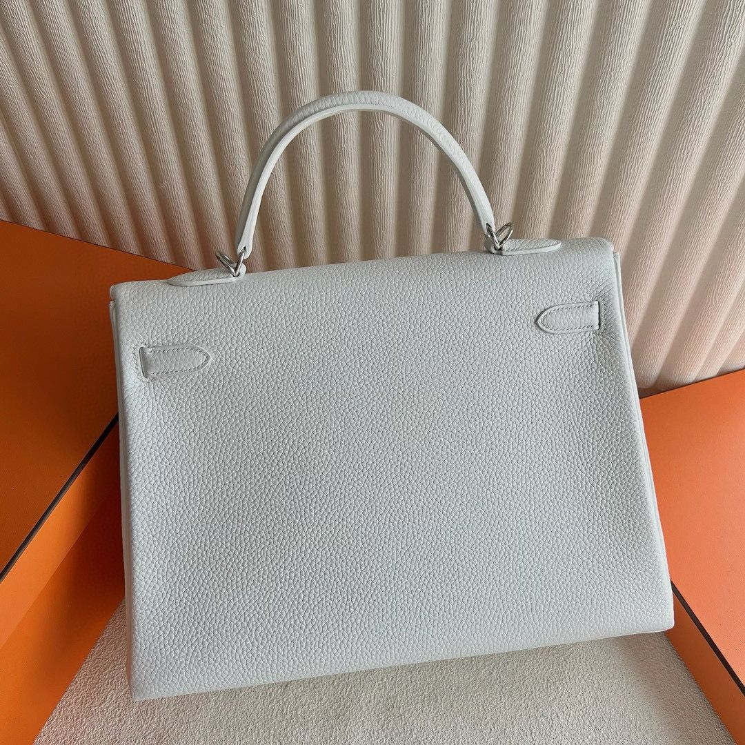 Hermes Kelly Retourne 35 Handmade Bag in White Clemence Leather - Image 9