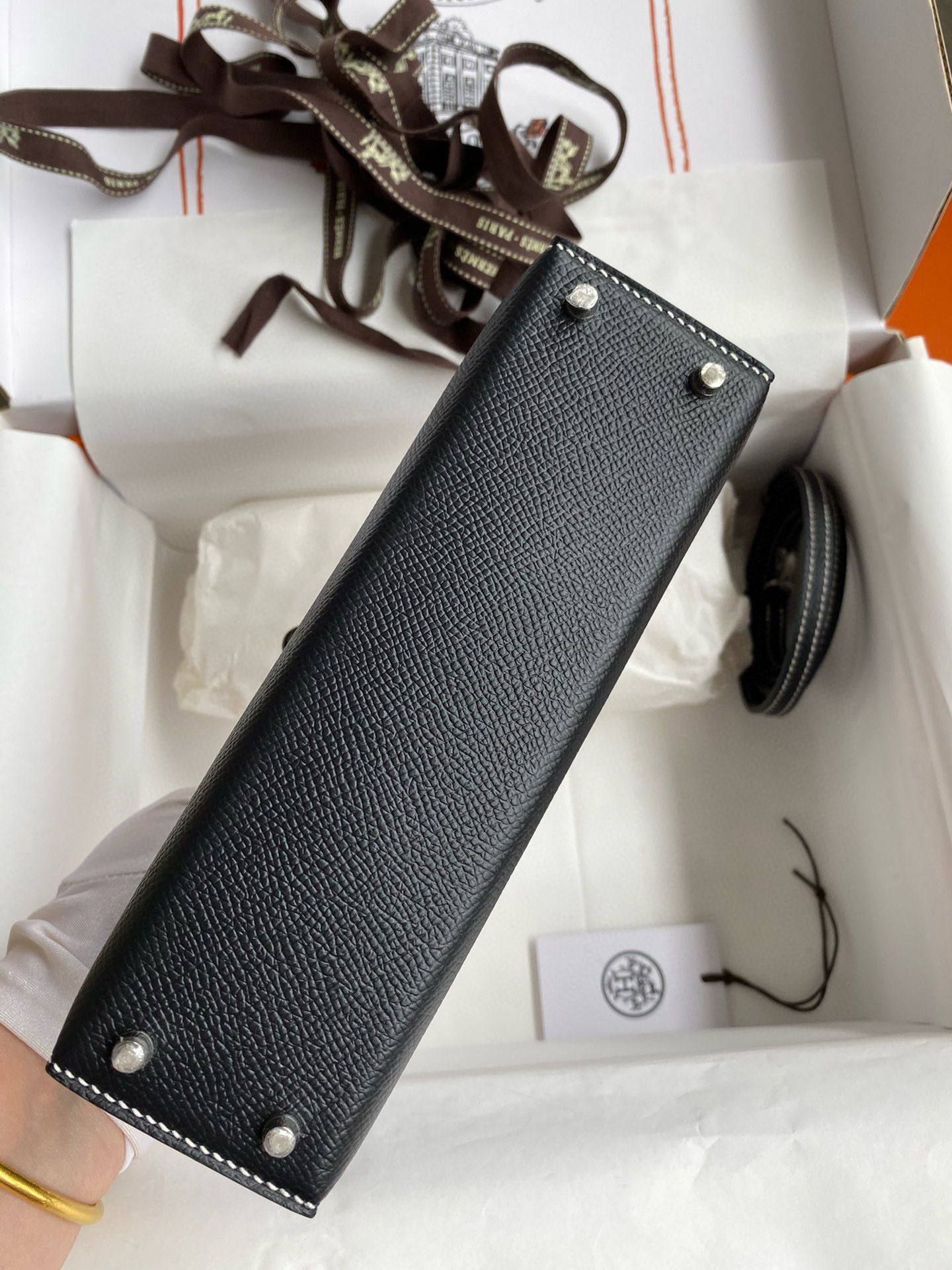 Hermes Kelly Mini II Sellier Verso Handmade Bag in Black and Blue Brume Epsom Calfskin - Image 4